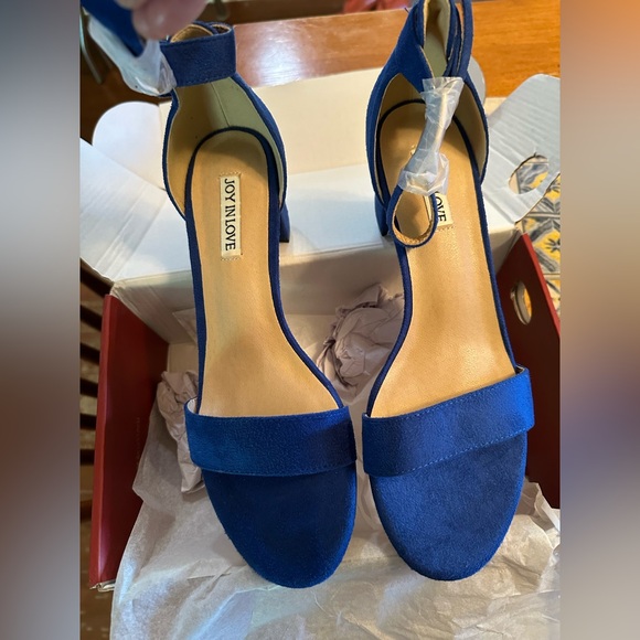 JOY IN LOVE Women's Chunky Low Heels Ankle Strap Open Toe Sandals -Size 10 New - Picture 1 of 9